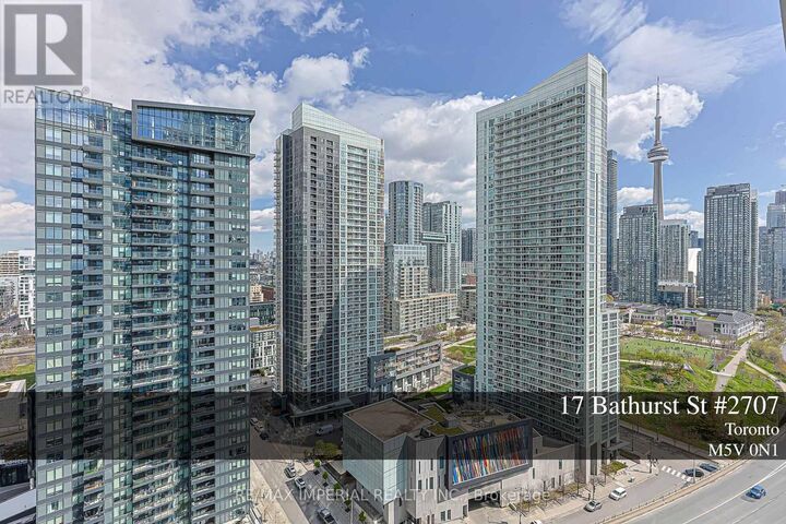 Property Photo:  17 Bathurst Street 2707  ON M5V 0N1 