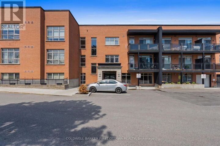 Property Photo:  3684 Fallowfield Road 204  ON K2J 4H3 