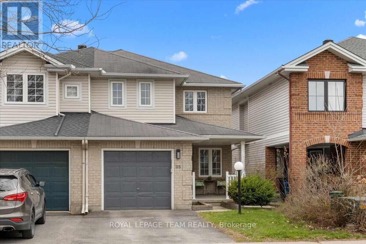 Property Photo:  115 Fairlop Way South  ON K2J 5B6 
