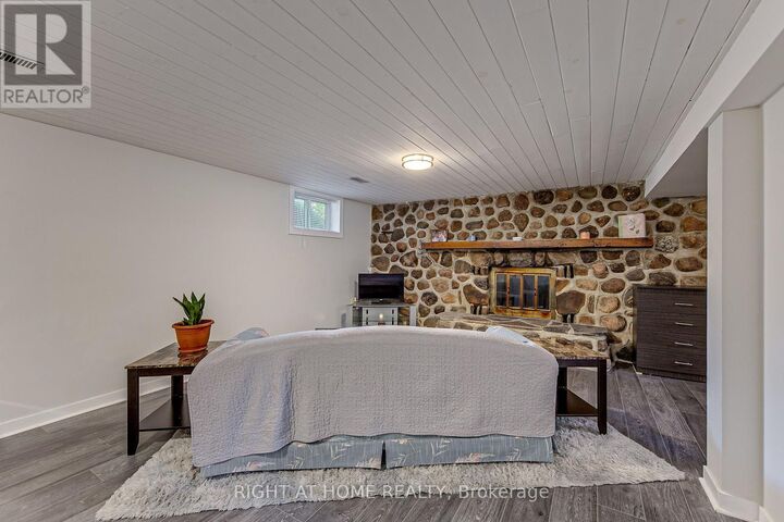 Property Photo:  148 Riverglen Drive Basement  ON L4P 2R2 
