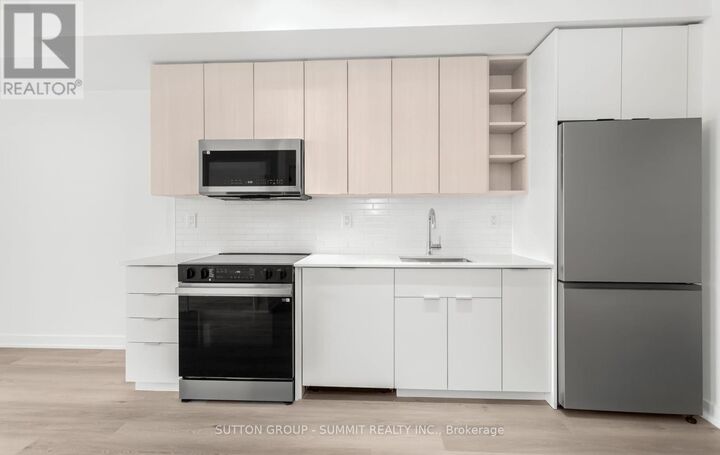 Property Photo:  2075 Lakeshore Road 710  ON L7R 0H3 