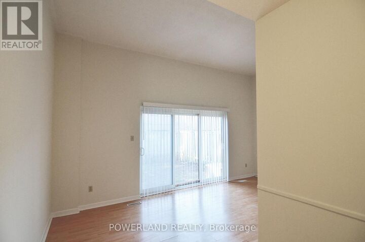 Property Photo:  23 Grass Meadoway Way  ON M2H 2V4 