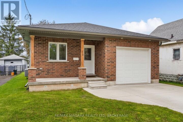 Property Photo:  228 Lincoln Street  ON L3B 4M9 