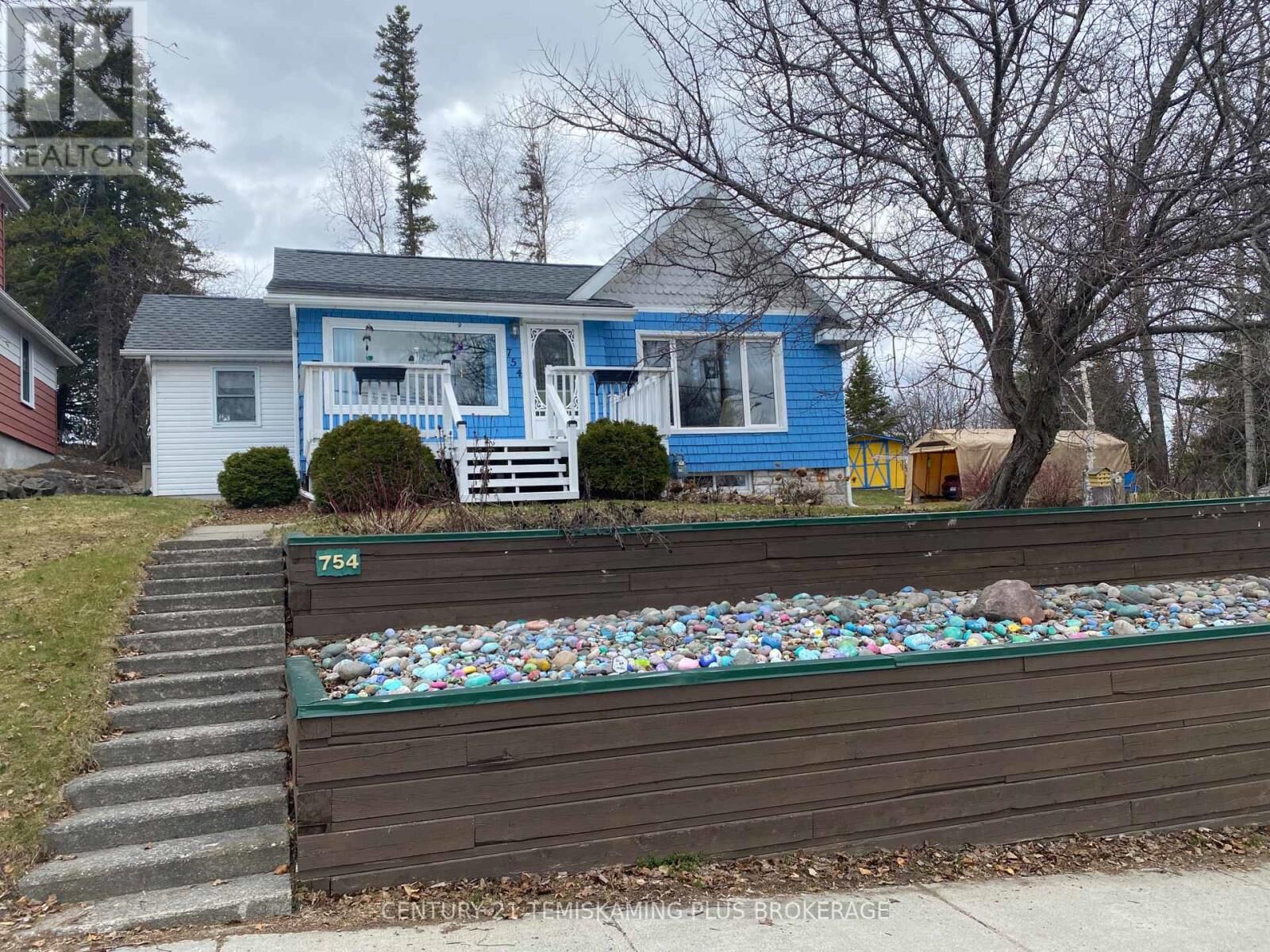 Property Photo: 754 Latchford Street ON P0J 1K0