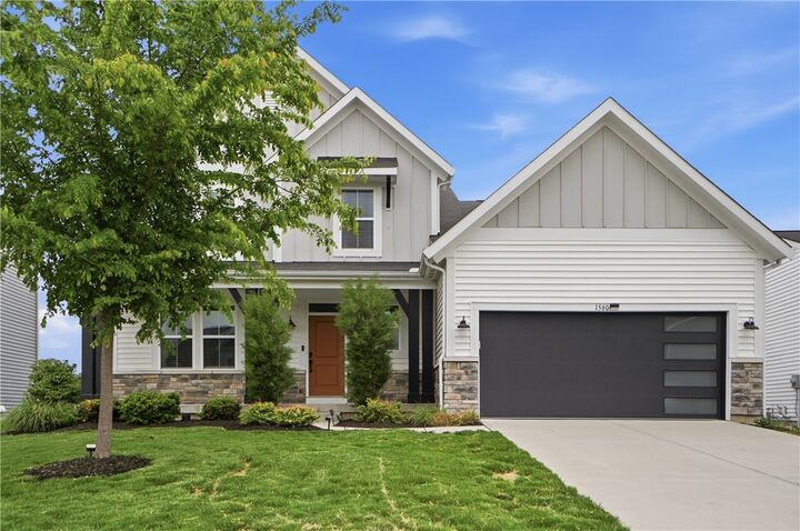 Property Photo:  1560 Englewood Court  OH 45039 