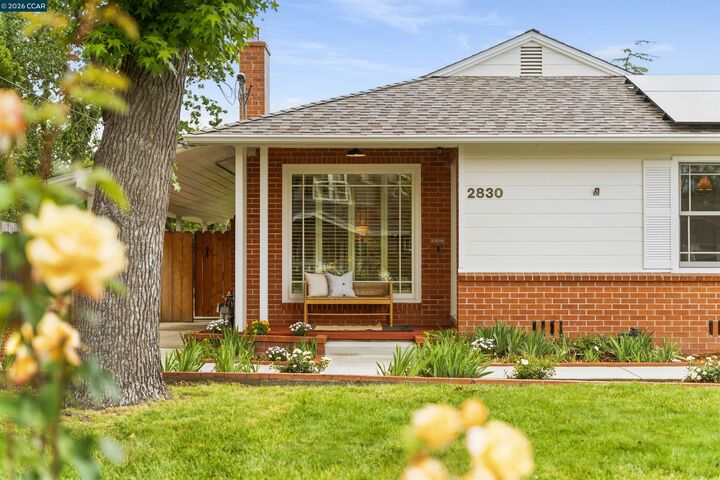 Property Photo:  2830 Kinney Dr  CA 94595 