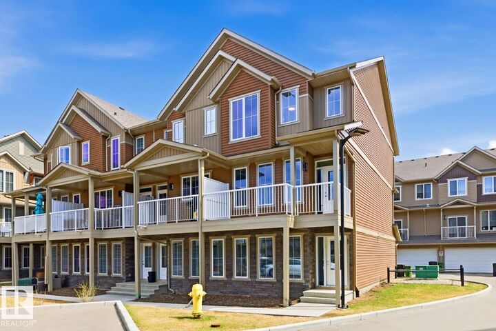 1051 Graydon Hill Boulevard SW 40 — photo 1