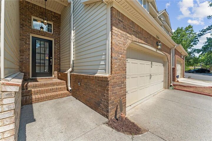Property Photo:  2884 Oshields Court SW 1  GA 30060 