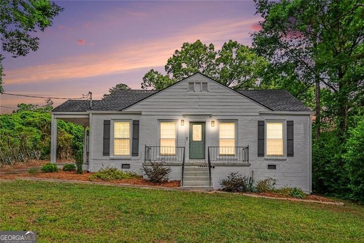 Property Photo:  3092 Leeland Road  GA 30032 