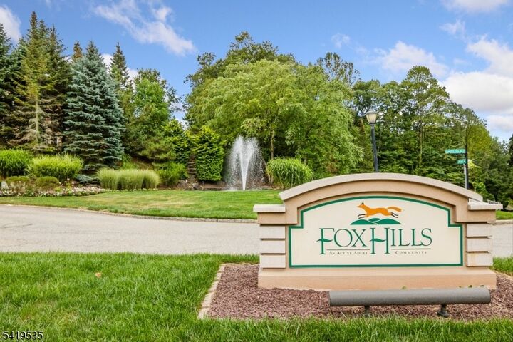 Property Photo:  4202 Cleveland Ln 202  NJ 07866 