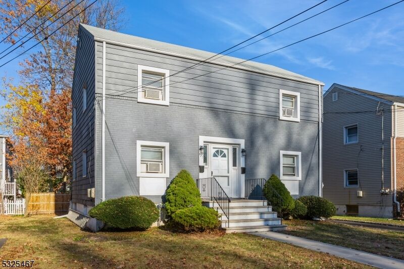 Property Photo:  127 Roosevelt Ave 1  NJ 07016 
