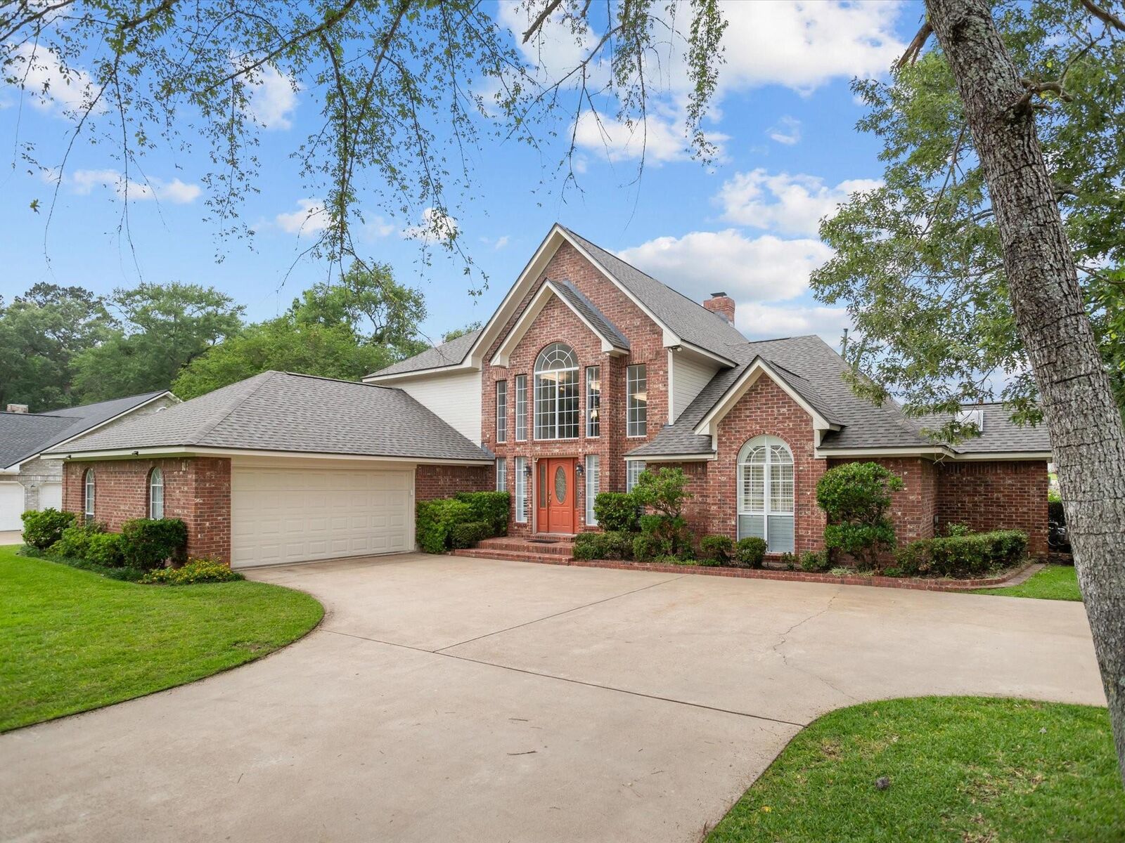 Property Photo:  123 Crown Colony Drive  TX 75901 