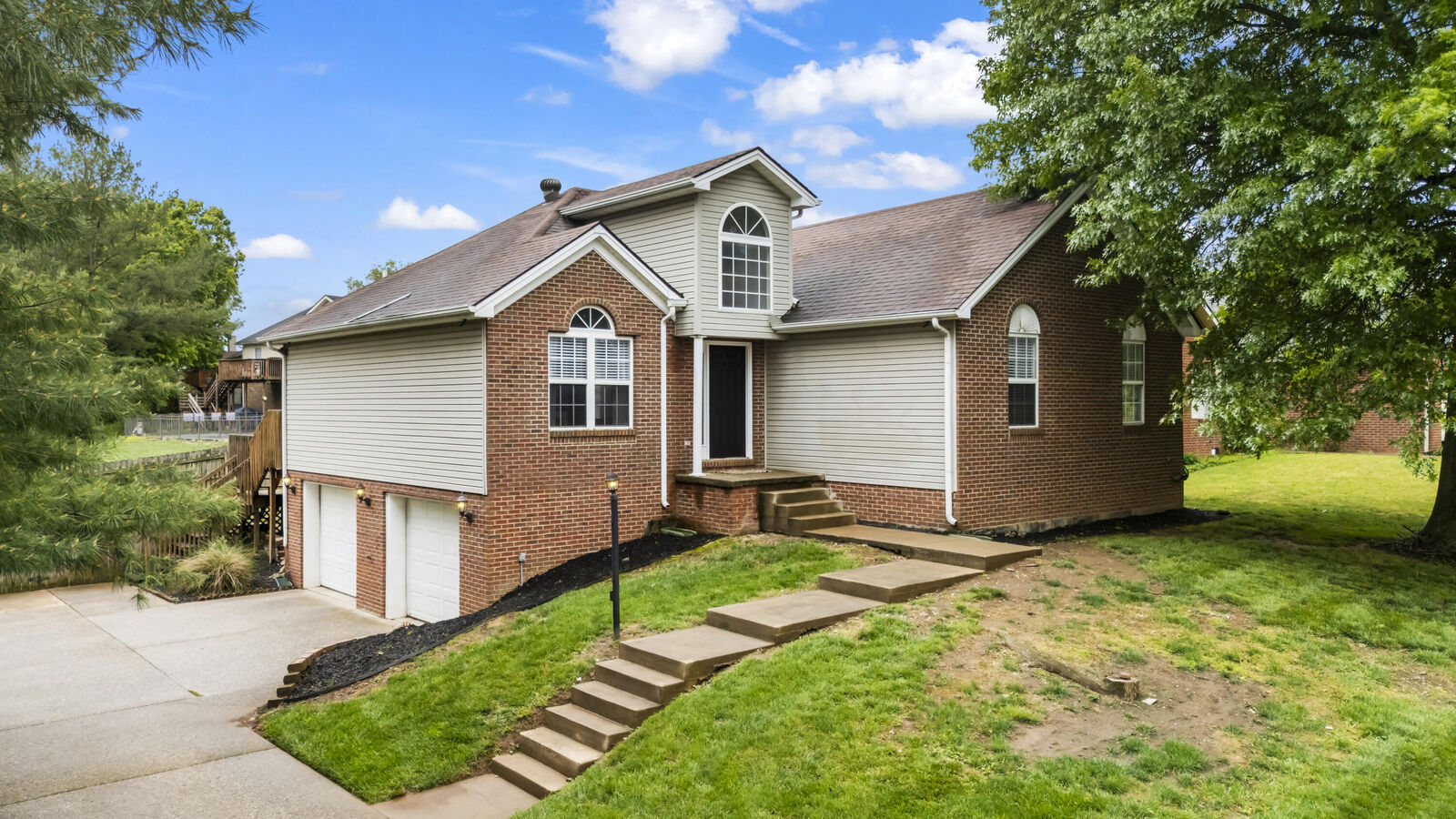 Property Photo: 218 Colony Boulevard KY 40324