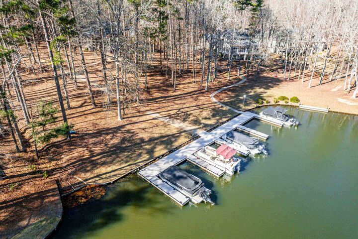 Property Photo:  1071 Eaglewood Way  GA 30642 