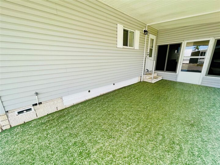 Property Photo:  172 Hickory Gate Drive  FL 34684 