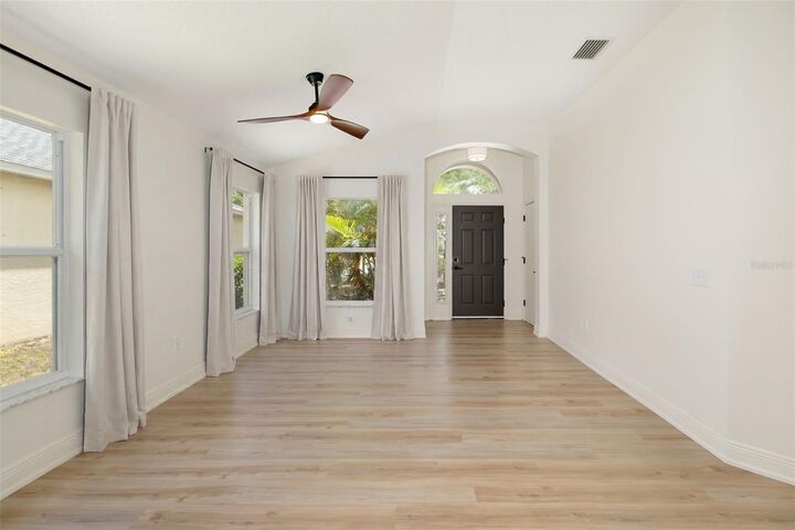 Property Photo:  6226 Blueflower Court  FL 34202 