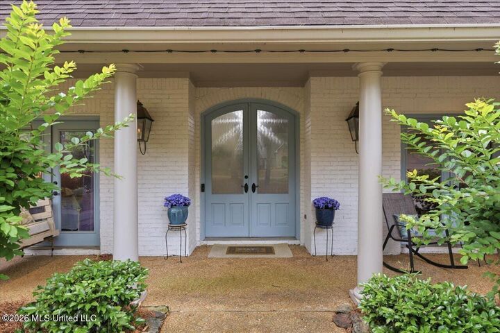 Property Photo:  140 Spindlewood Drive  MS 39110 
