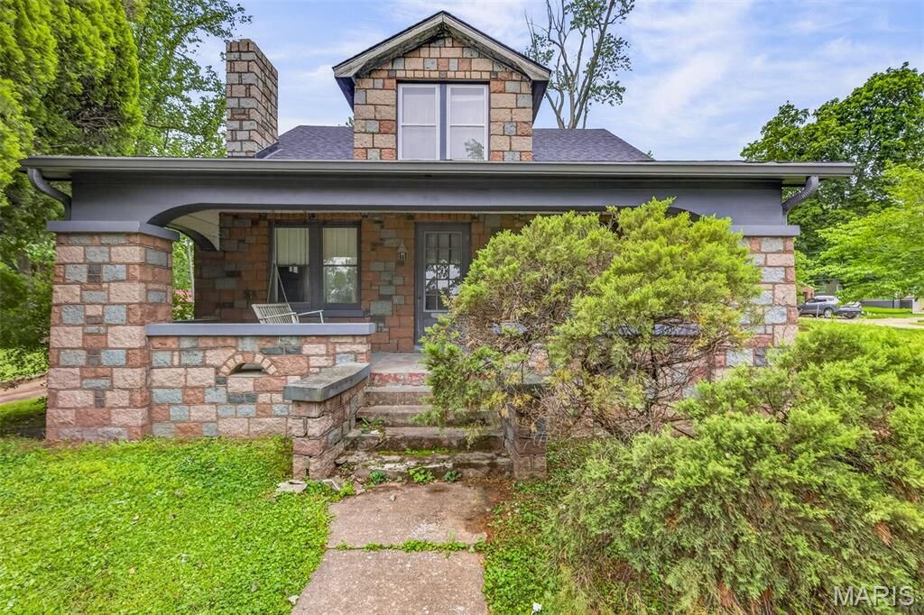 Property Photo:  716 Sainte Genevieve Avenue  MO 63640 