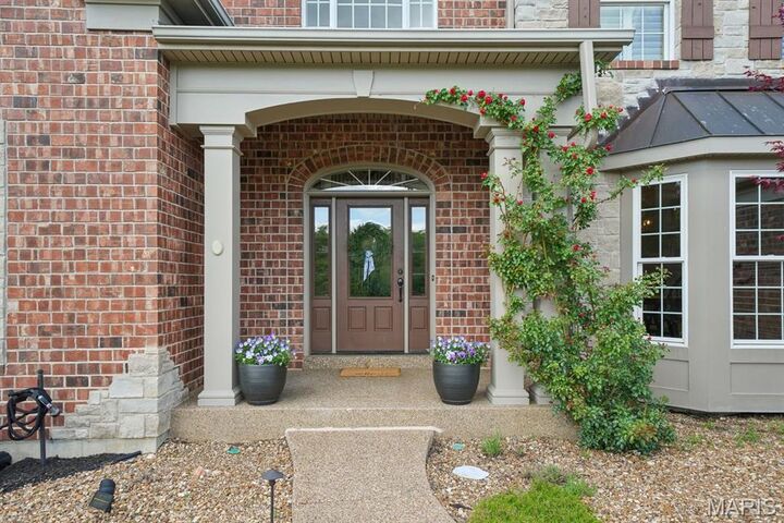 Property Photo:  17925 Homestead Bluffs Drive  MO 63005 