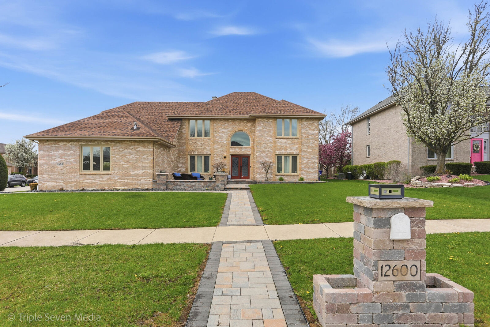 Property Photo:  12600 Sheffield Court  IL 60464 