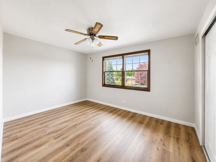 Property Photo:  7915 S 84th Avenue 6  IL 60458 