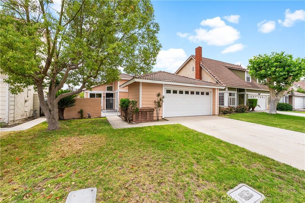 Property Photo:  11966 Rancherias Drive  CA 92337 