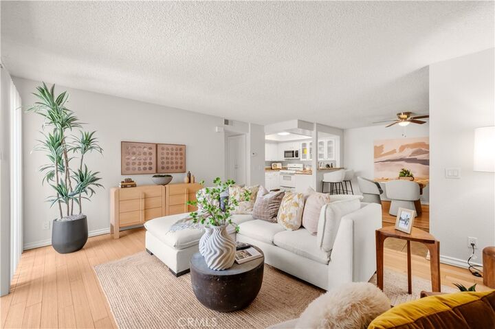 Property Photo:  1919 E Beverly 205  CA 90802 