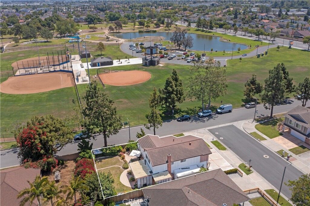 Property Photo:  2001 W San Lorenzo  CA 92704 