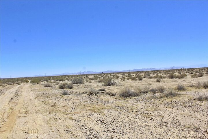 Property Photo:  1111 Santa Fe Trail  CA 92301 