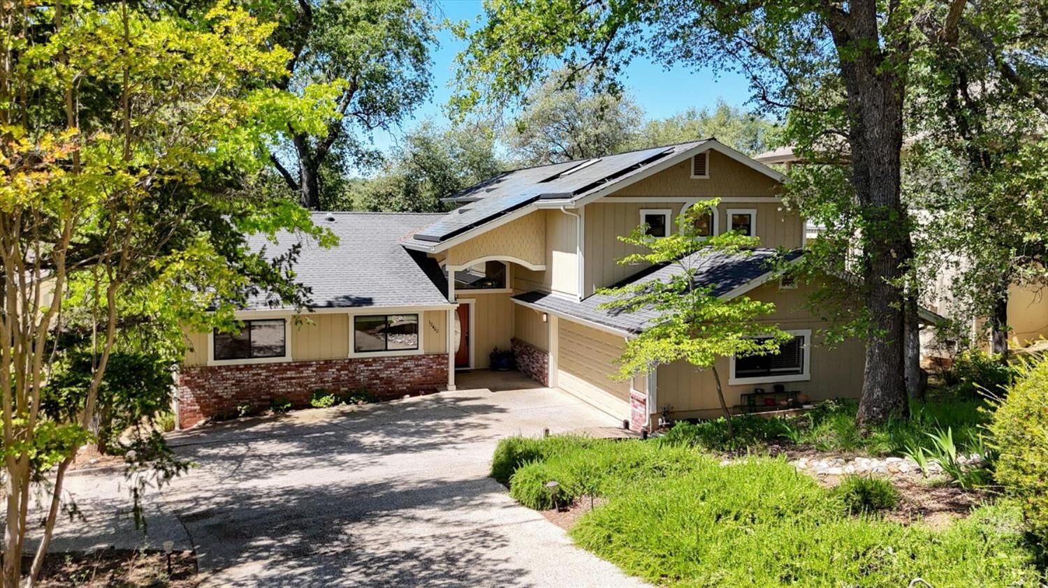 Property Photo: 12462 Lake Wildwood Drive CA 95946