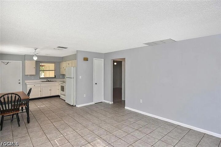 Property Photo:  2175 Twin Brooks Road  FL 33917 