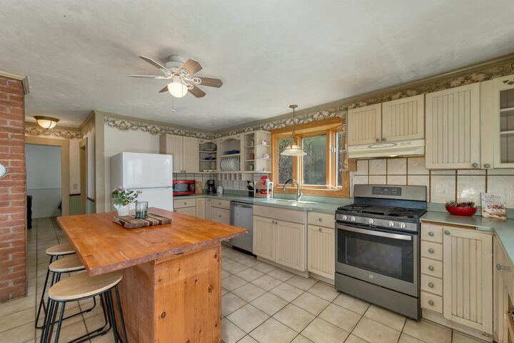 Property Photo:  328 Prospect Street  NH 03235 