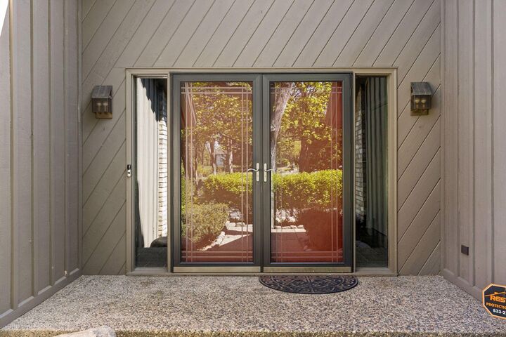 Property Photo: 1775 Lexington Avenue S 19 MN 55118