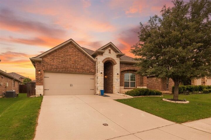 Property Photo:  1305 Cheyenne Drive  TX 76227 