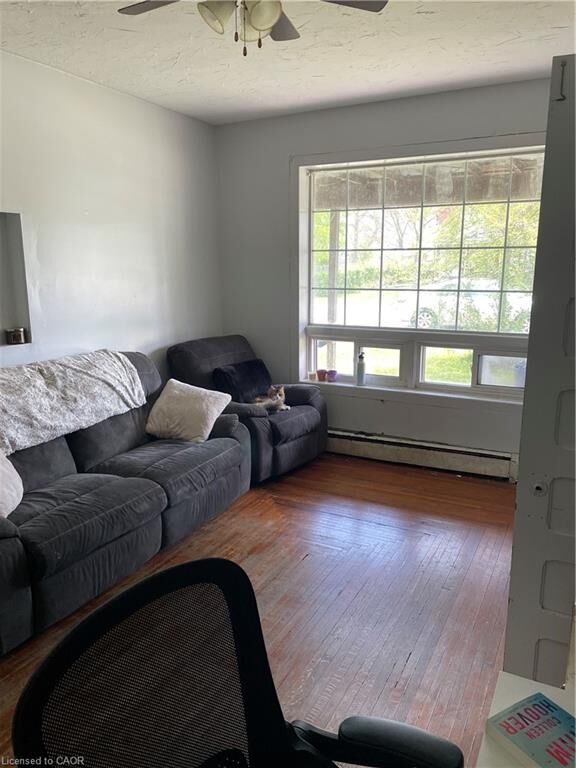 Property Photo:  54 Ellis Street  ON N0E 1M0 
