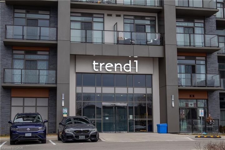 450 Dundas Street E 1005 — photo 1