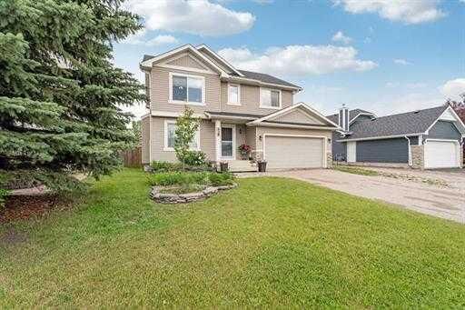 Property Photo:  529 Railway Avenue  AB T0J 1X1 