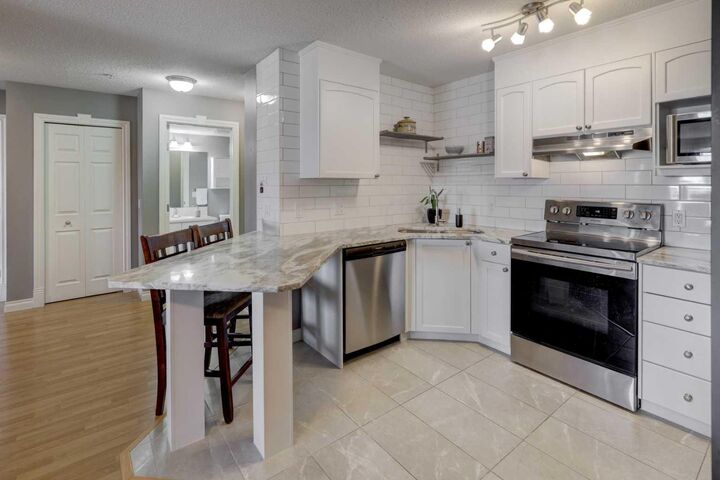 Property Photo:  1631 28 Avenue SW 202  AB T2T 1J5 