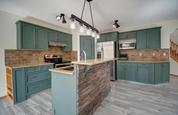 Property Photo:  96 Cranfield Park SE  AB T3M 1B4 