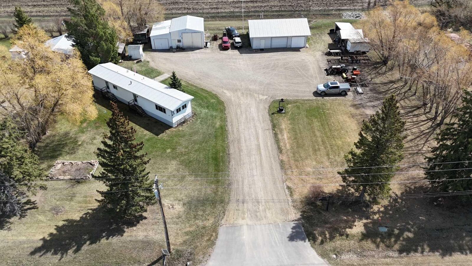Property Photo:  413 Condor  AB T0M 0P0 