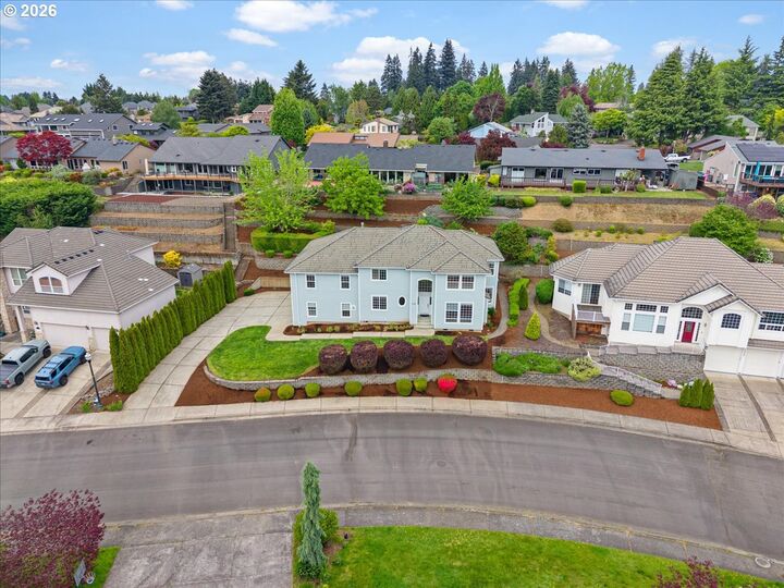 Property Photo:  1510 NW Gregory Dr  WA 98665 