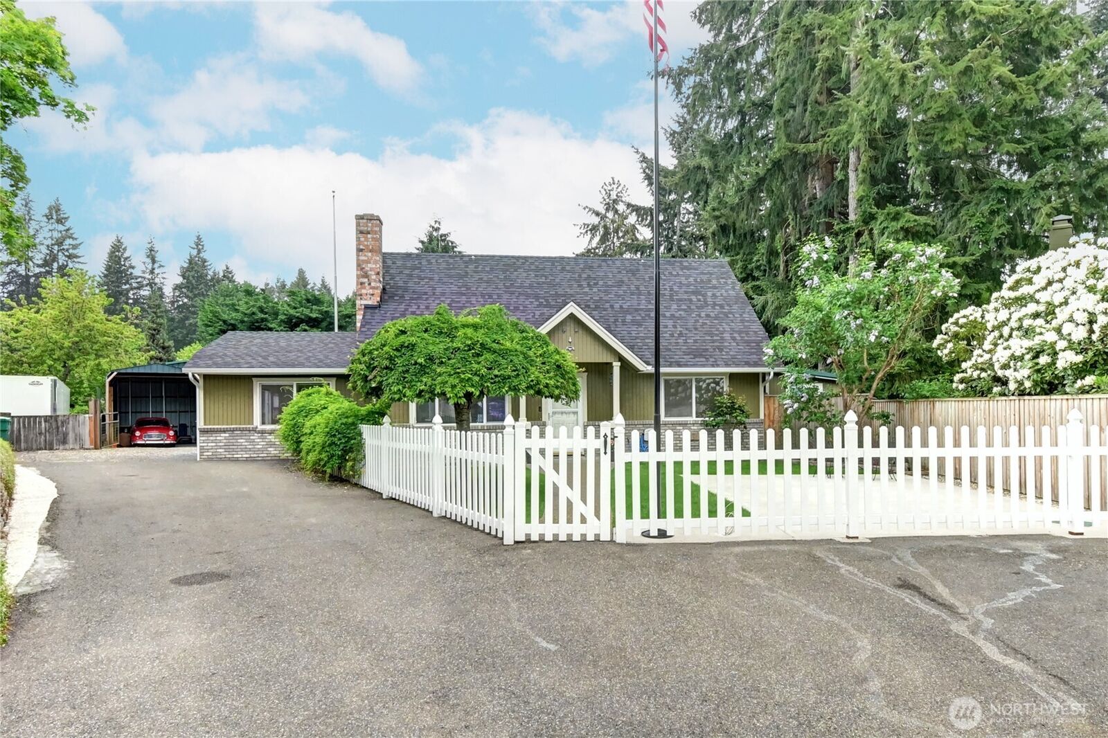 Property Photo:  23717  49th Drive SE  WA 98072 