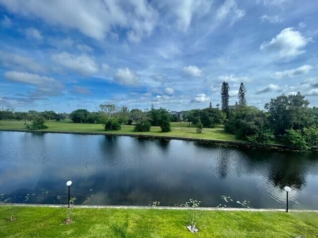 Property Photo:  3601 Inverrary Drive 306  FL 33319 
