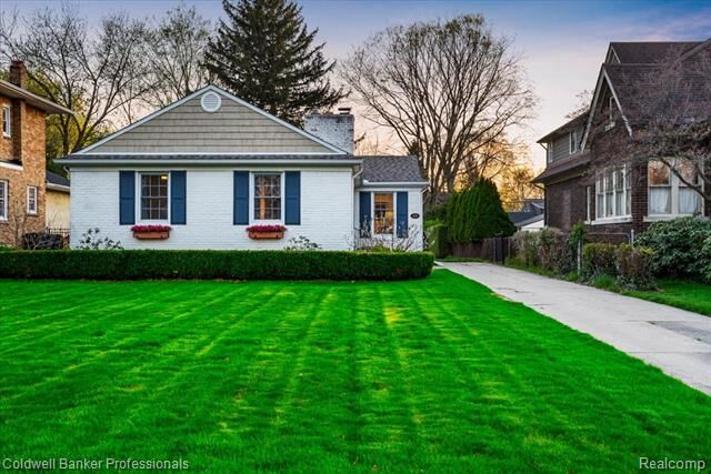 Property Photo:  631 Washington Road  MI 48230 