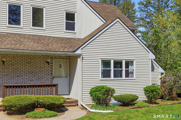 Property Photo:  15 Thistle Way B  CT 06016 