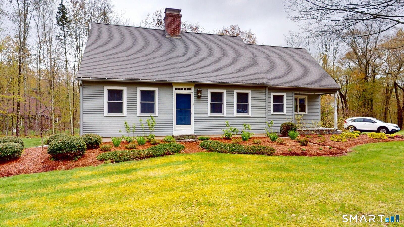 Property Photo:  598 East Street  CT 06248 