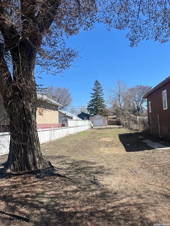 Property Photo:  1657 Toronto Street  SK S4P 1M3 