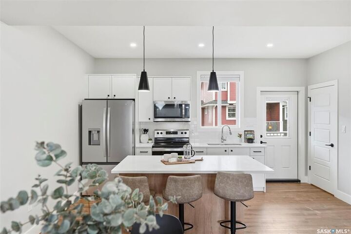 Property Photo: 3220 11th Street W 129 SK S7M 5M4