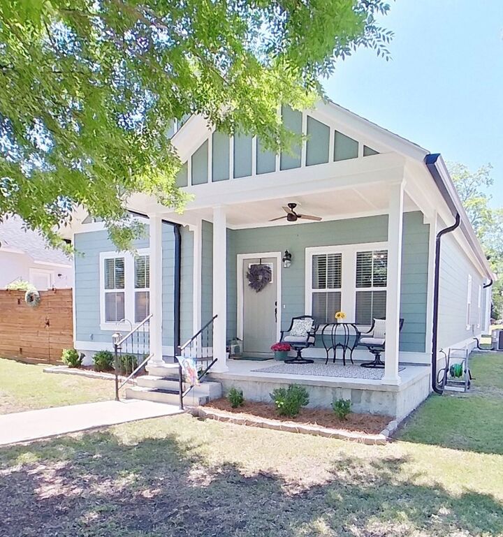 Property Photo:  207 Armster Ln  GA 31792 