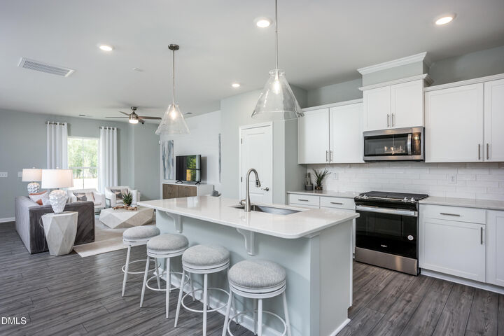 Property Photo: 189 Glenmore Gardens Road NC 27603
